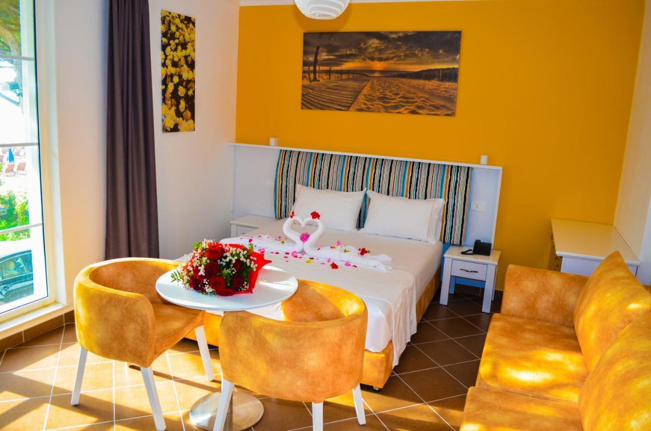 גולם Hotel Monaco & Garden מראה חיצוני תמונה