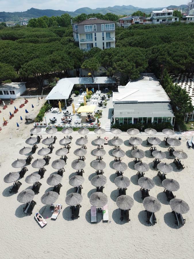 גולם Hotel Monaco & Garden מראה חיצוני תמונה